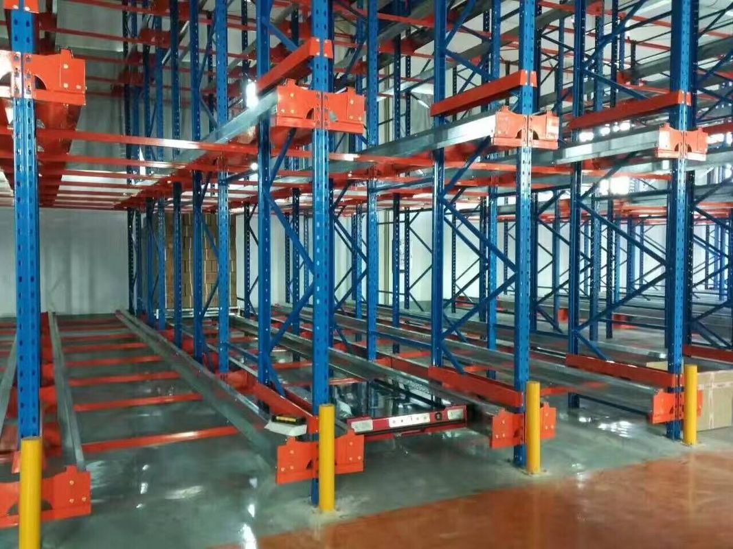 Stainless Steel Shuttle Pallet Racking System , Industrial Warehouse Storage Shelves