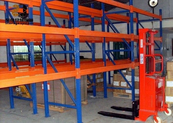 Medium Duty Warehouse Pallet Racking for Heavy Goods 5 Years Warranty