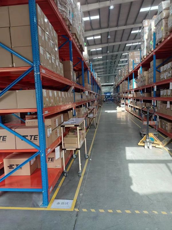 Corrosion Protection Finish Industrial Metal Storage Racks for Versatile Storage Solutions