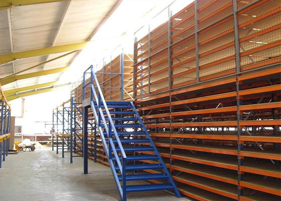 Multi Level Industrial Rack Supported Mezzanine Customzied With Wire Mesh Guard