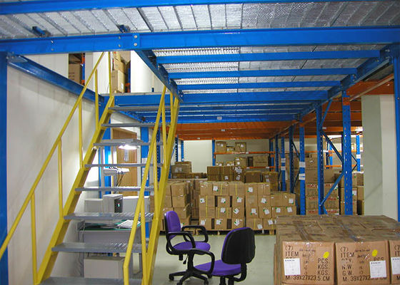 Steel Q235 Industrial Storage Mezzanine Floors With Steel Plate 500kg/M²
