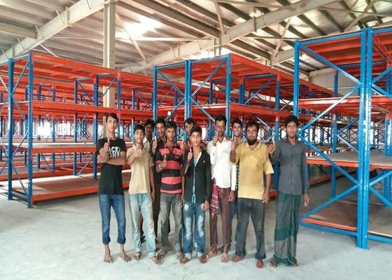 Heavy Duty Industrial Steel Storage Racks Customized For Huge Warehouse