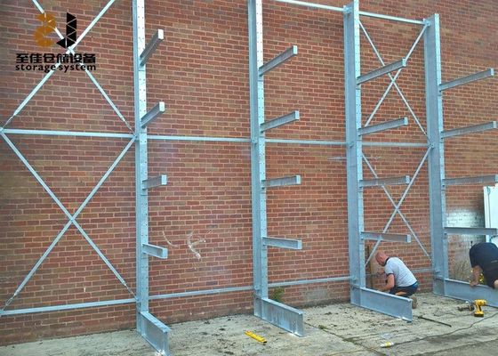 Customized Size 300-1800mm Arm With Safelock Free Standing Lumber Rack