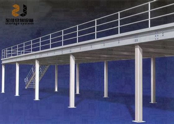 Durable Industrial Mezzanine Floors / Boltless Rivet Shelving 5 Years Warranty