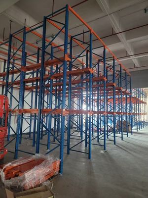 Customizable Heavy Duty Steel Storage Racks  Space-Saving and Versatile Storage Solution